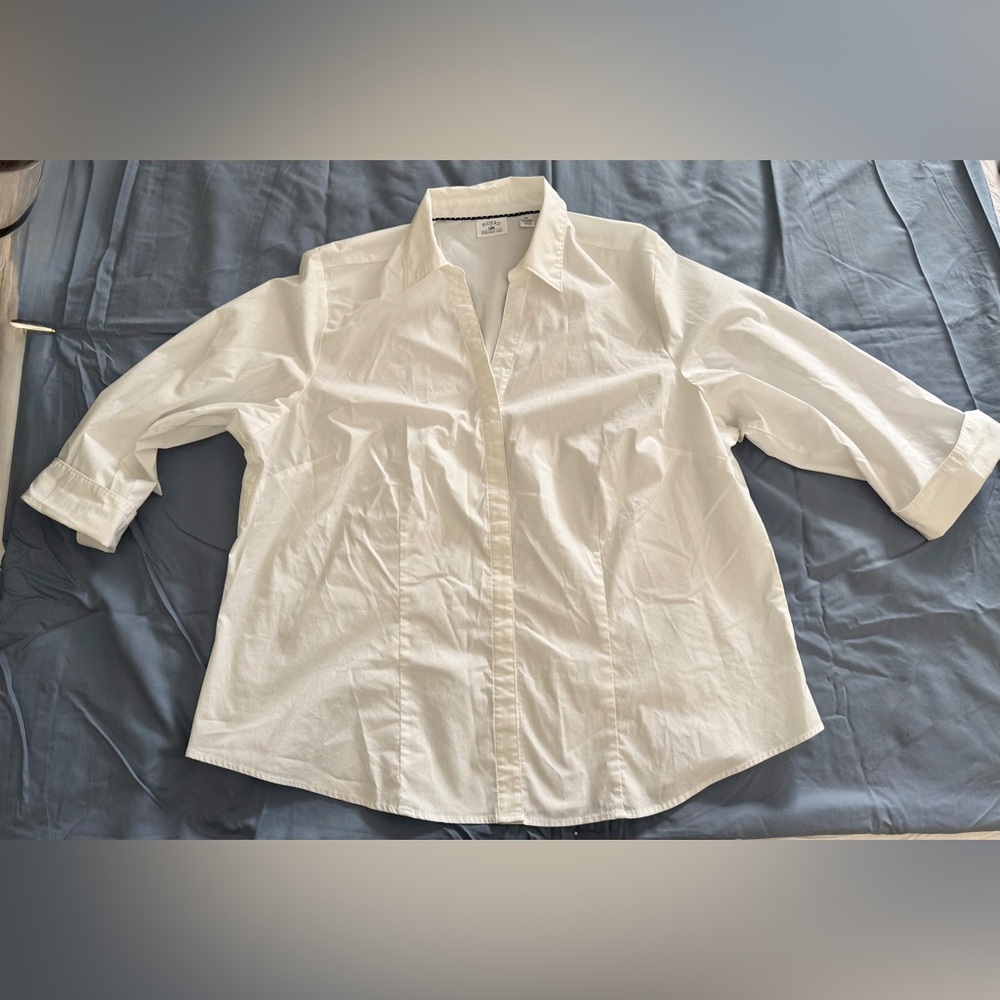 Lee Effortless care white 3/4 sleeve fitted blouse